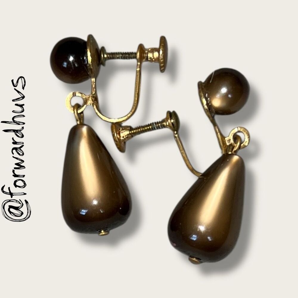 Vintage Screw-Back Earrings – Glossy Brown Teardrop and Round Beads